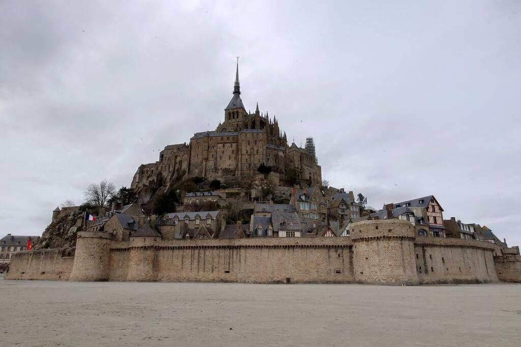 Gite La Mer, A La Campagne En Normandie, Proche Du Mont St Michel Lolif Экстерьер фото
