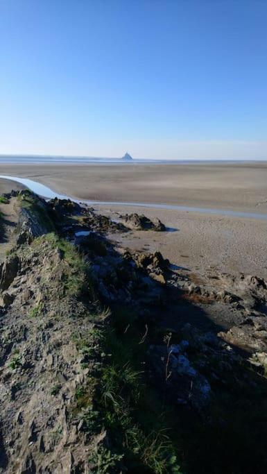 Gite La Mer, A La Campagne En Normandie, Proche Du Mont St Michel Lolif Экстерьер фото